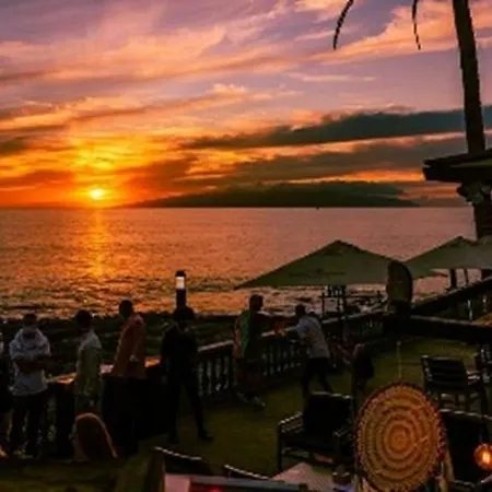 Club Paraiso By Olax *