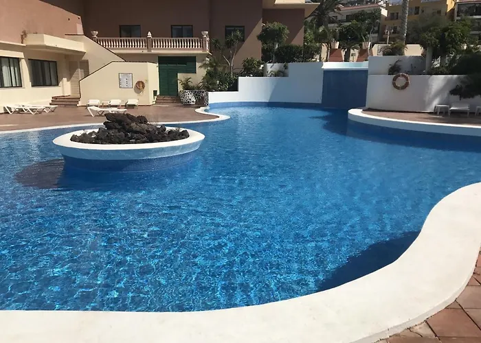 Club Paraiso * Адехе